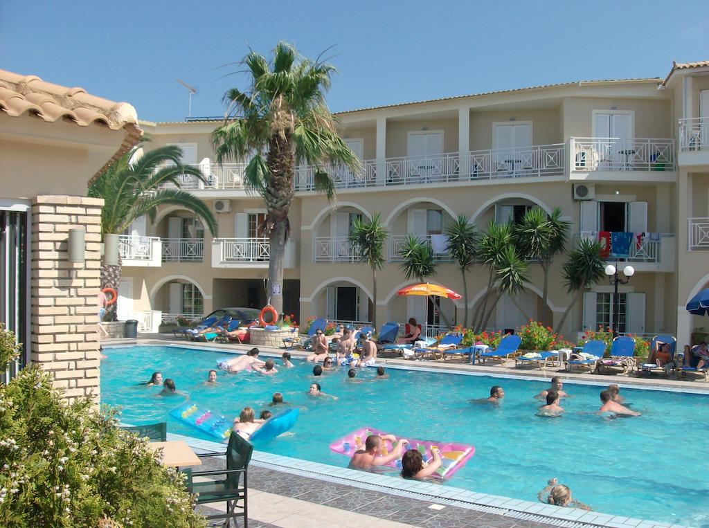 Vivian Hotel Лаганас Экстерьер фото